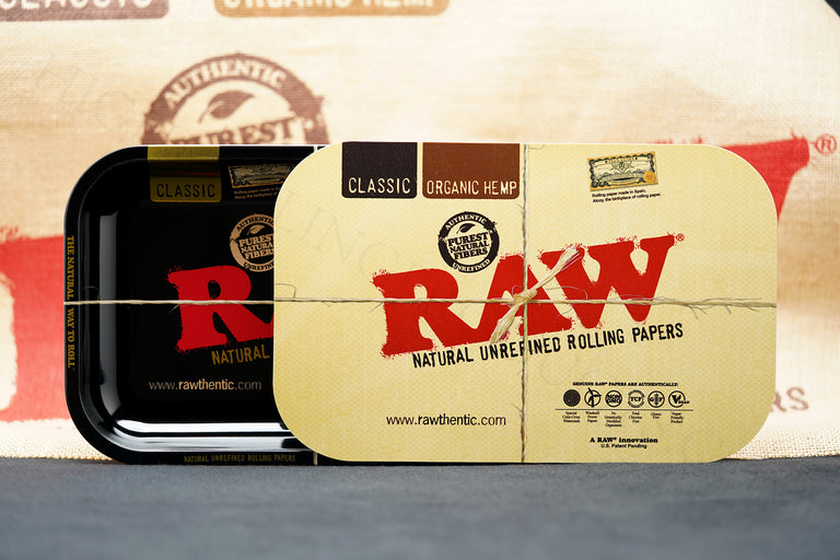 Raw Black Rolling Paper Tray (7" x 11") With Raw Magnetic Tray Cover(7" x 11")