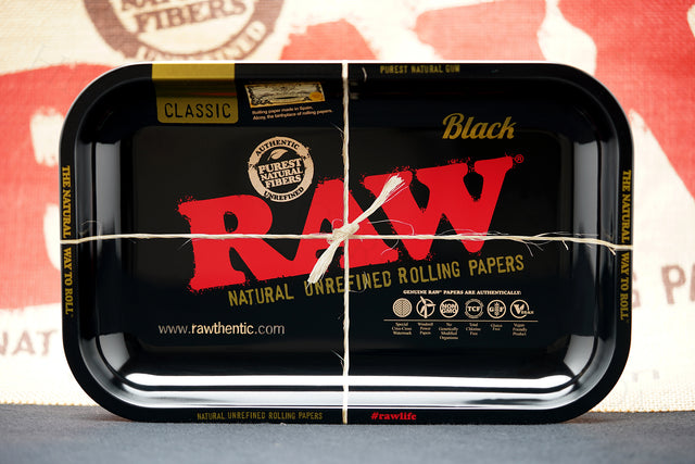 Raw Black Rolling Paper Tray (7" x 11")