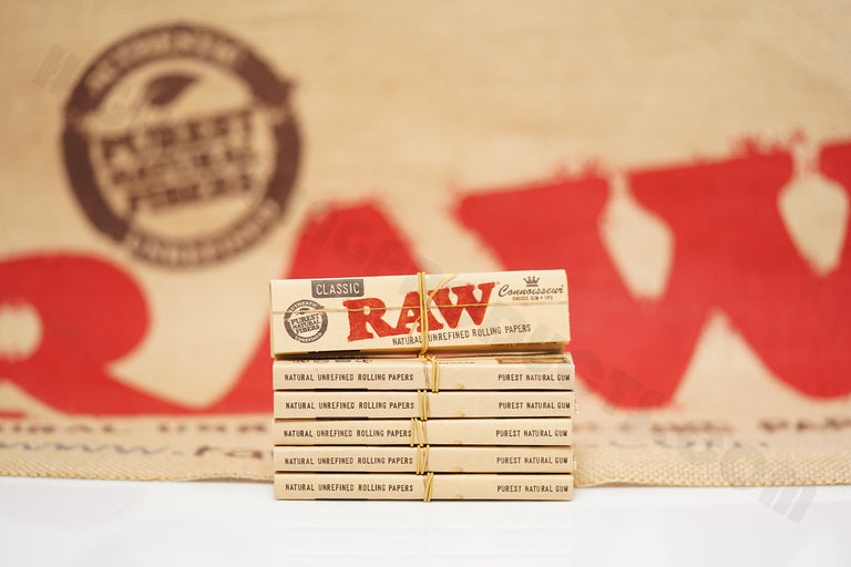 1x Full Box 24 Packs(32 leaves And 32 Tips Per Pack) Of AUTHENTIC Raw Classic Connoisseur King Size Slim Rolling Paper